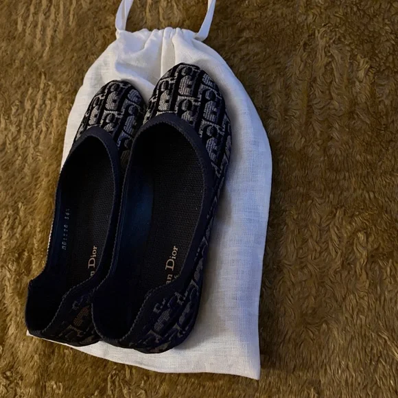 Dior Navy Blue Oblique Ballet Flats 🥿 - Picture 2 of 5